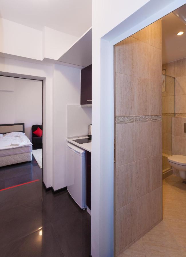 Central Beach GUEST ROOMS Burgas City Exterior foto